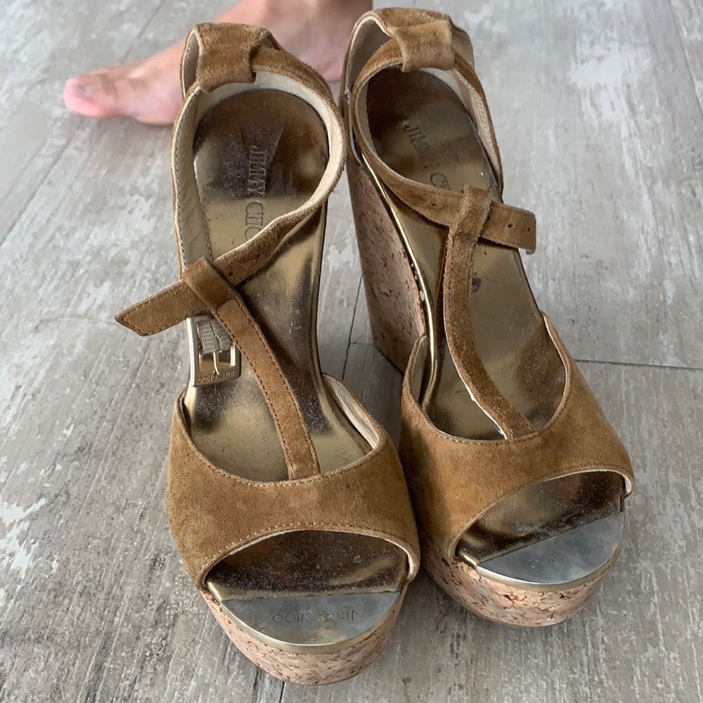 Jimmy Choo Wedge! Open toe in camel suede